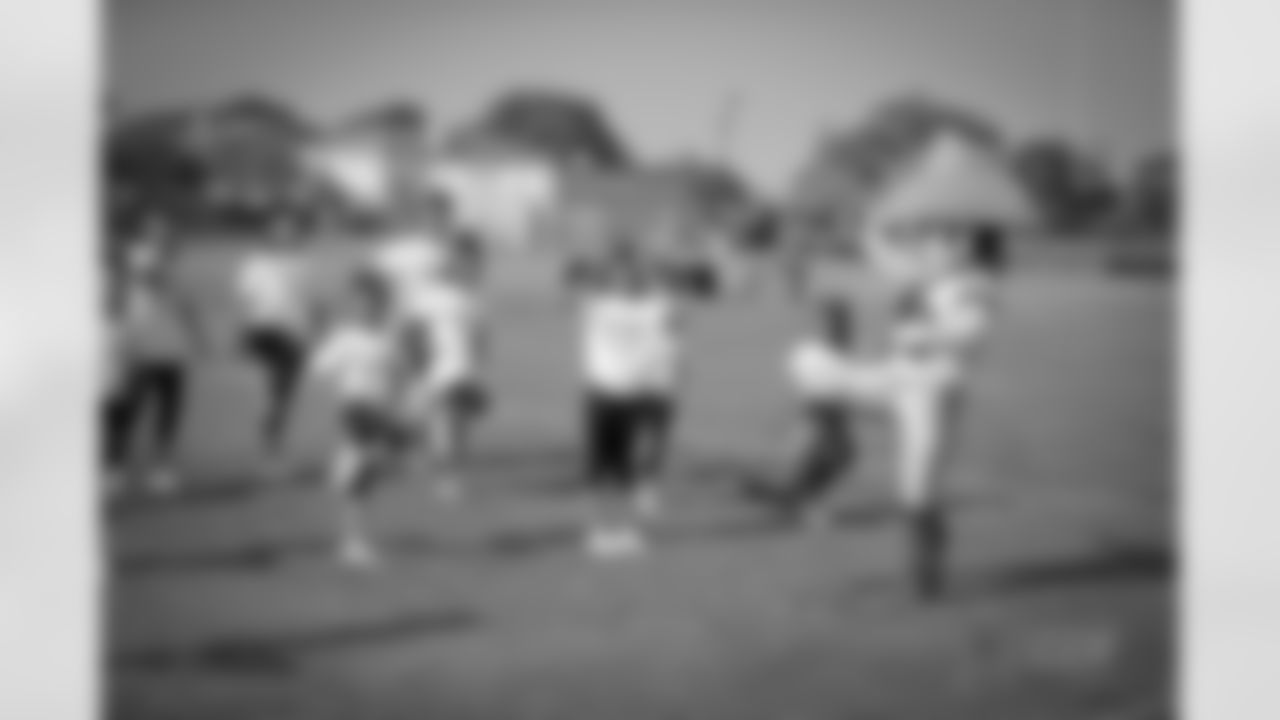 20160729_dal_cheers_camp07.jpg