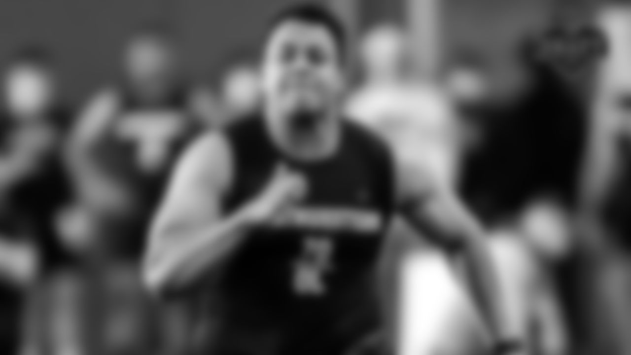 Rashawn Slater - Offensive tackle, Northwestern, Junior
Picked by: Adam Rank (NFL.com), Lance Zierlein (NFL.com), Jonny Auping (DallasCowboys.com)
Tyron Smith missed the entirety of the 2020 season with a neck injury, highlighting a horrible year for the team's offensive line and forcing the Cowboys to reckon with the reality that they will not be able to rely on one of the greatest offensive tackles of all time forever. Some, including myself, believe Dallas should use their No. 10 overall pick to draft an eventual replacement for the former No. 9 overall pick.
