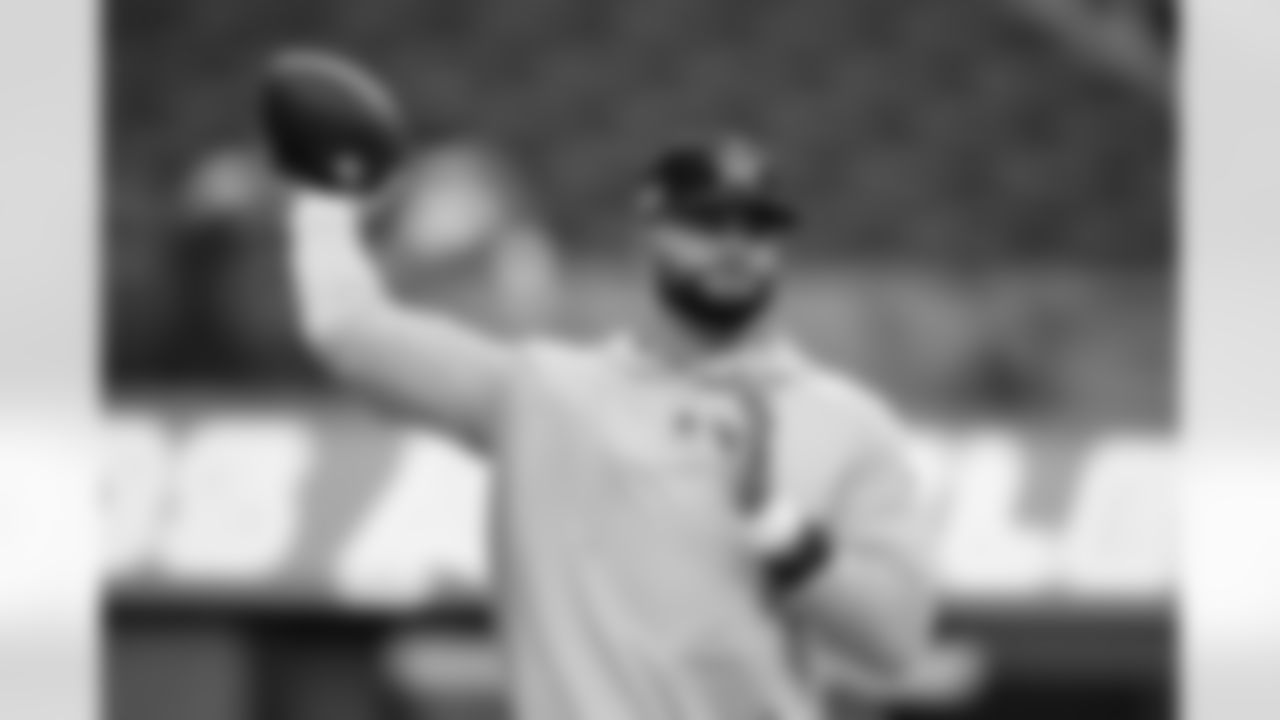 Dallas Cowboys quarterback Dak Prescott warms up before an NFL football game against the Los Angeles Chargers, Monday, Oct. 16, 2023, in Inglewood, Calif. (AP Photo/Ashley Landis)
