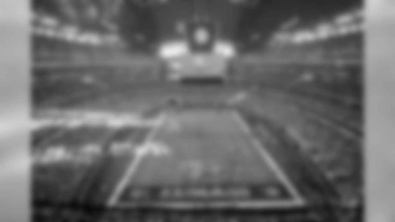 Overall view as Dallas Cowboys kicker Dan Bailey (5) kicks a field goal during an NFL football game against the Green Bay Packers on Sunday, December 15, 2013 at AT&T Stadium in Arlington, Texas. The Packers defeated the Cowboys, 37-36. (AP Photo/James D. Smith)