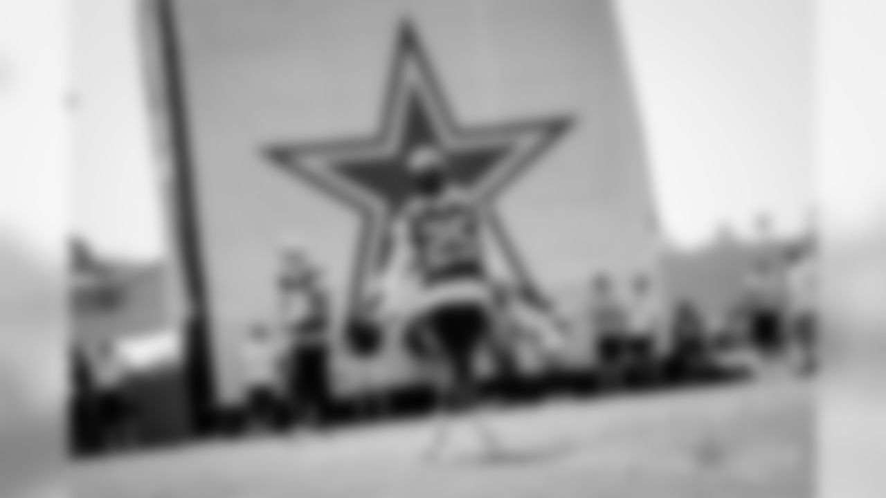 20180807_Training Camp_Xavier Woods_Selects_JJ_006404