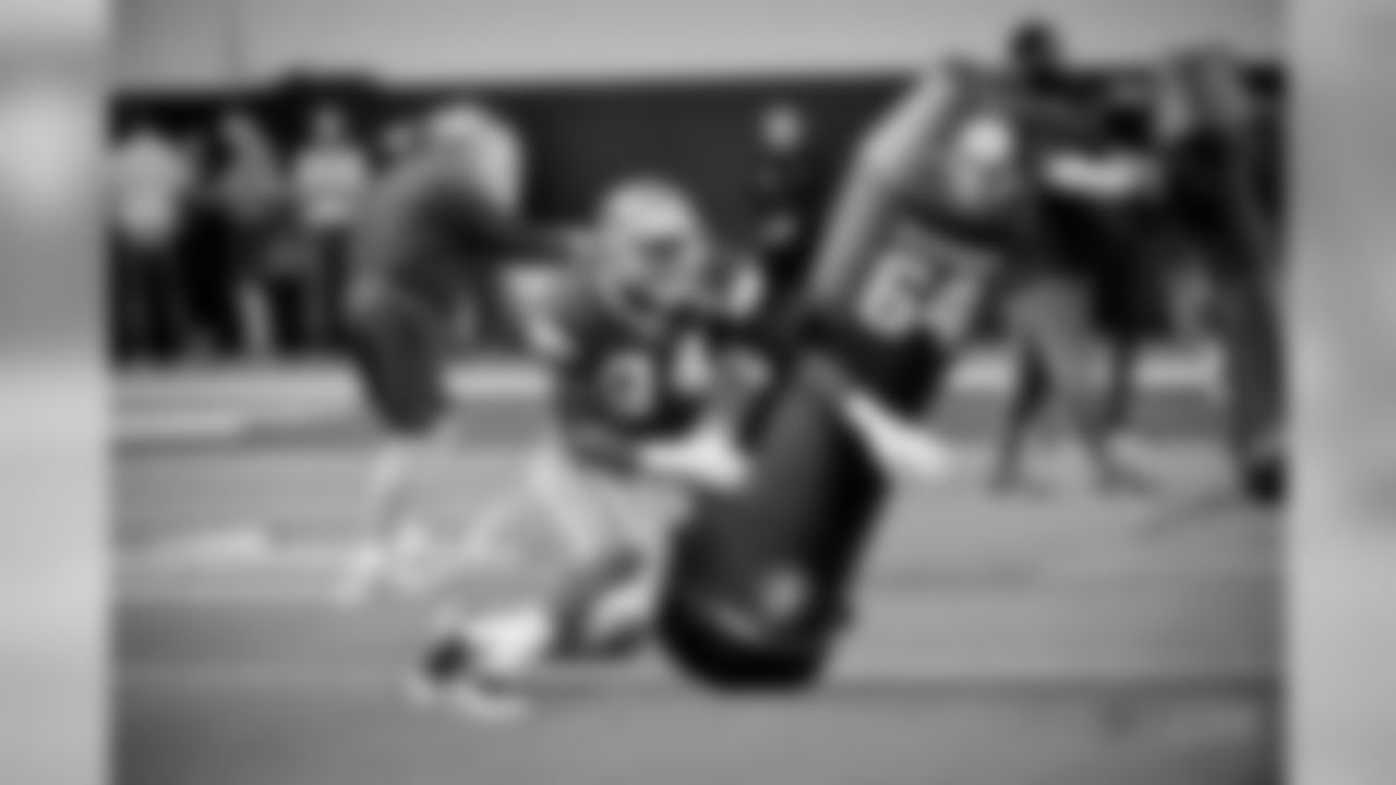 20180823_Training Camp_Randy Gregory_Selects_JJ_019299