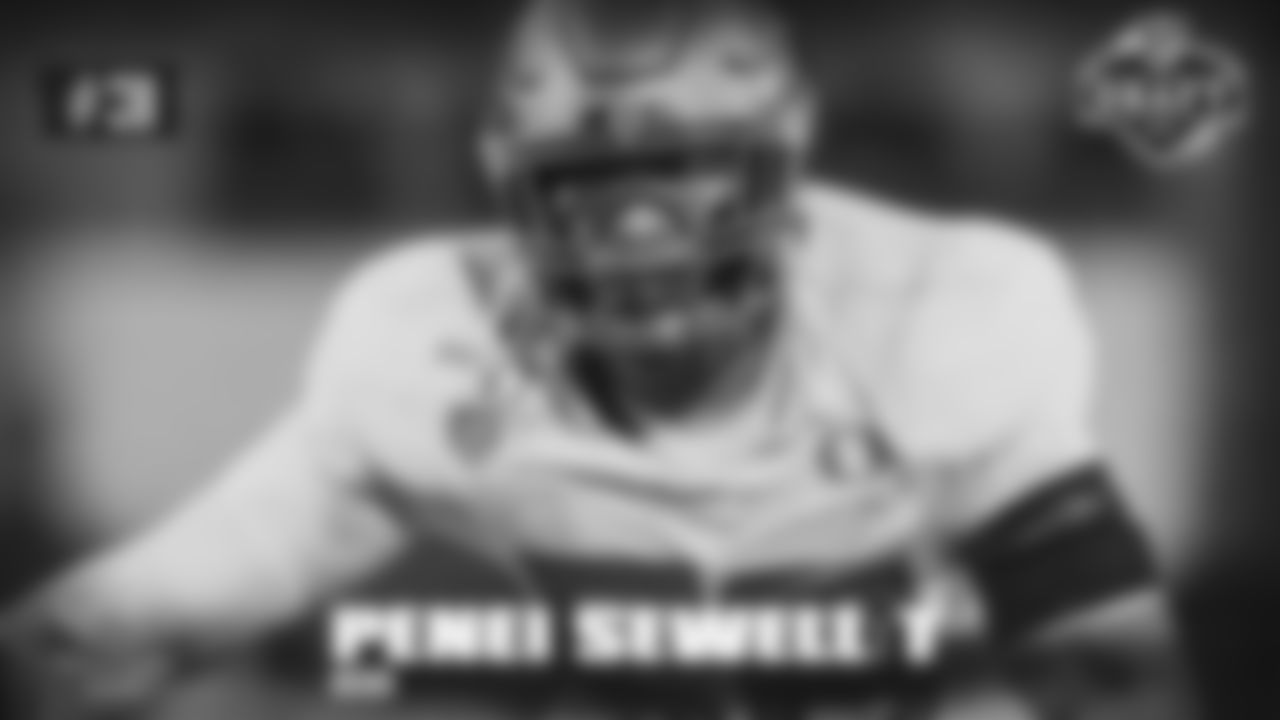 3. Penei Sewell: Unanimous All-American; Outland Trophy (best FBS lineman). One of nine FBS true freshman offensive linemen to start the 2018 season opener.