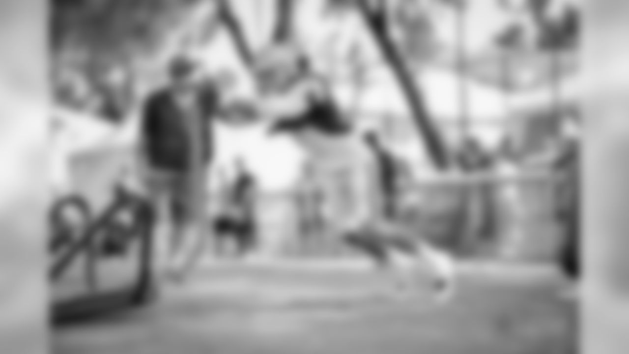 20180801_Training Camp_Leighton Vander Esch_Selects_JJ_000897 2