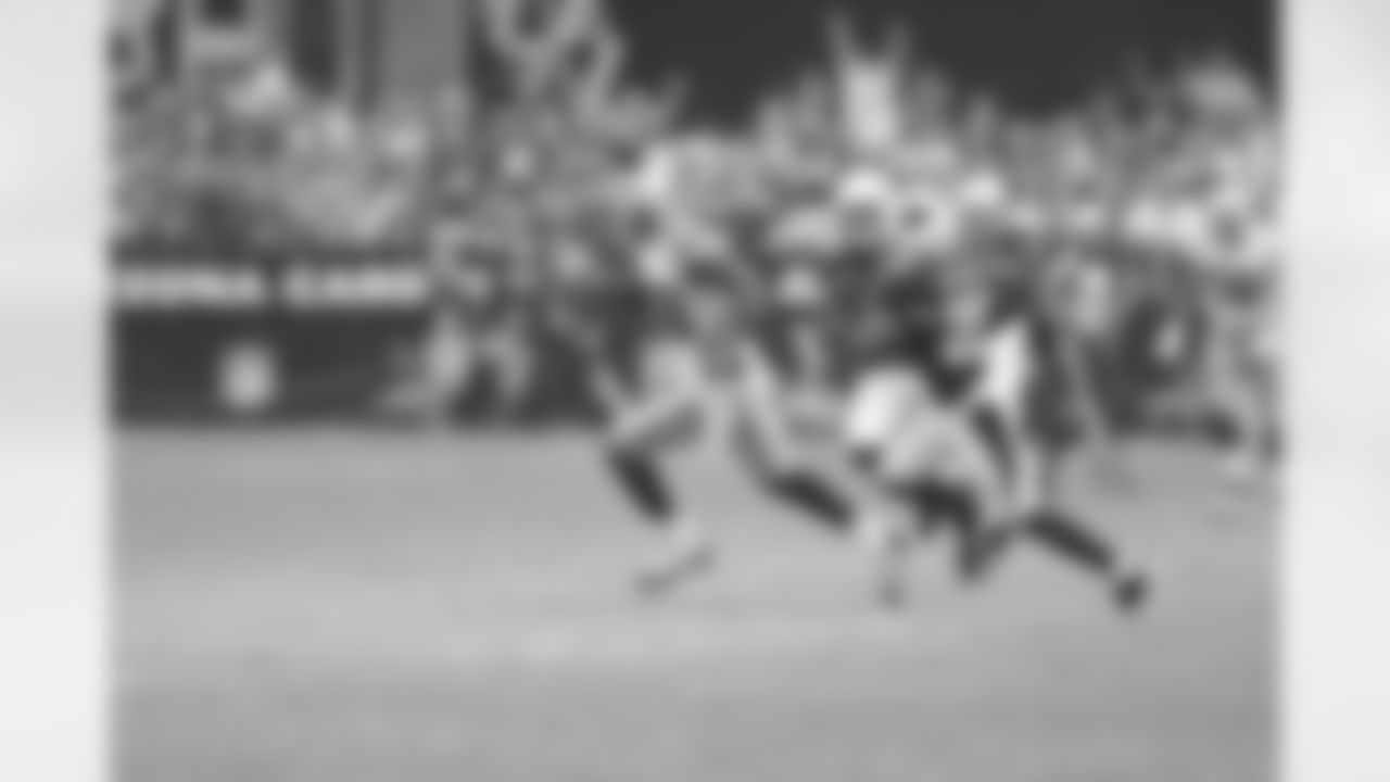 temp20130817_DAL_AZ_quickies079.jpg