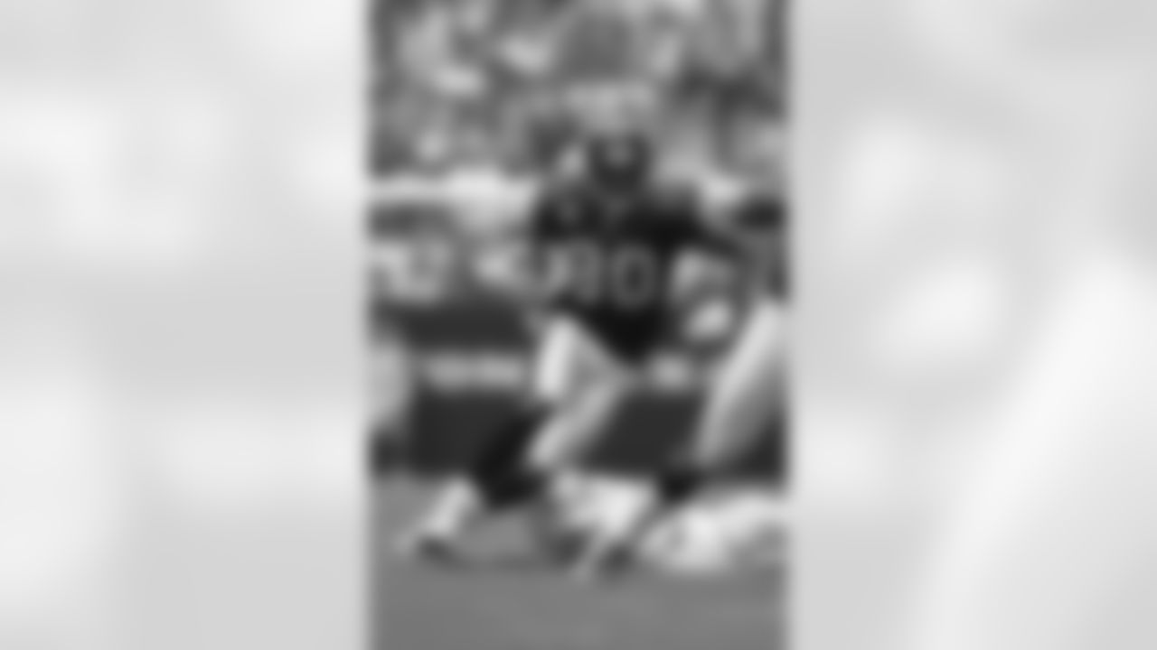 Andre Johnson - It almost seems unfair to have Johnson this low, given his seven seasons with 1,100 or more yards. It seemed like age might be catching up with him when injuries limited him to just seven games and 492 yards in 2011, but he responded to that setback with a 1,598-yard effort in 2012 and 1,407 yards last year. The big question for the veteran now is who is going to get him the ball?
