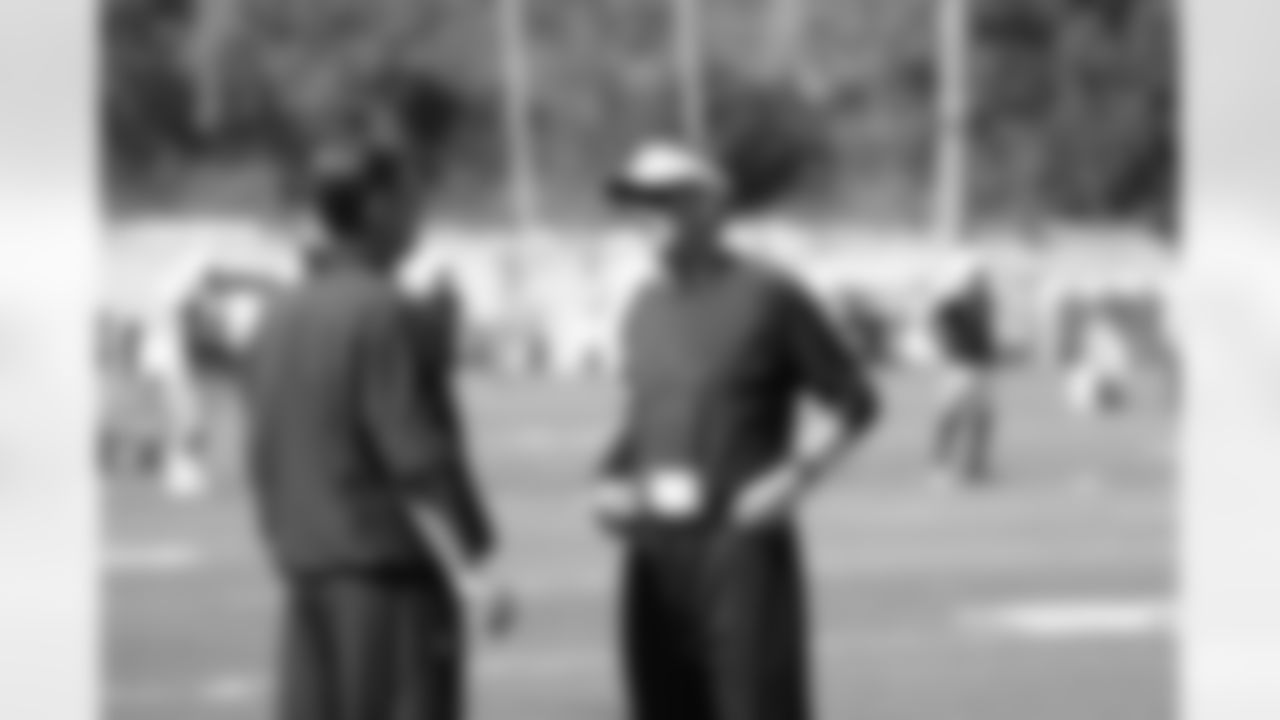 tempChargersCowboysPractice_082012_01.jpg