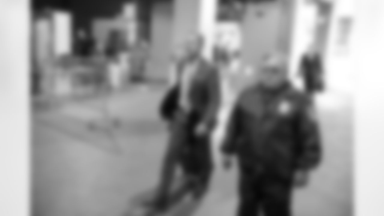 20151004_dal_pregame_quickies017.jpg