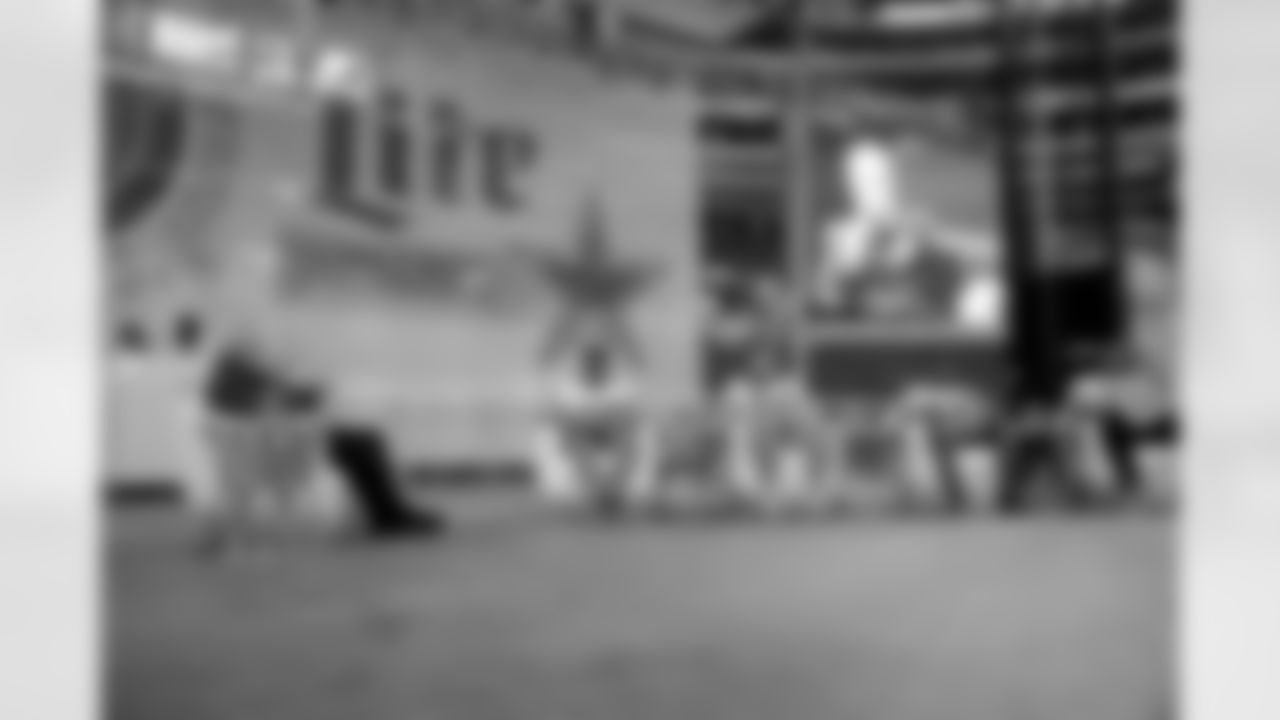 20160429_dal_draft_day_04.jpg