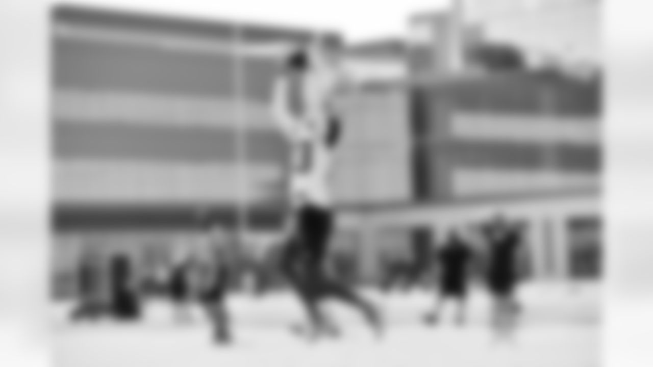 2016_practice_august_30th_the_star_selects_jj0213.jpg