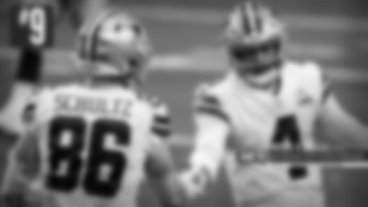 Week 4 vs. CLE - The perfect placement for a ball down the seam. Prescott found Dalton Schultz just over the linebacker and just under the safety, allowing him to bully himself into the end zone to bring the Cowboys closer in another comeback bid.