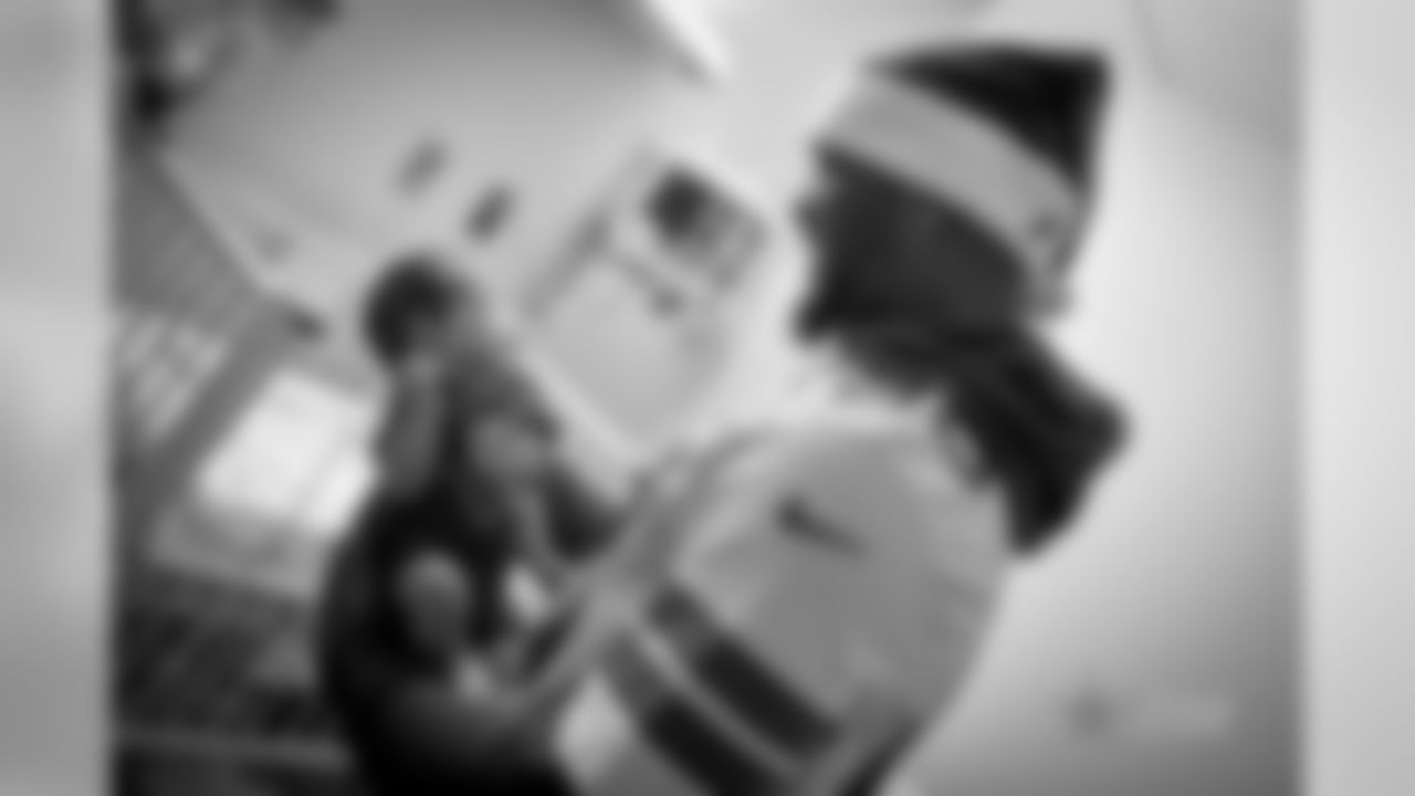 20161205_hospital_visits_medical_city_selects_jj10520.jpg