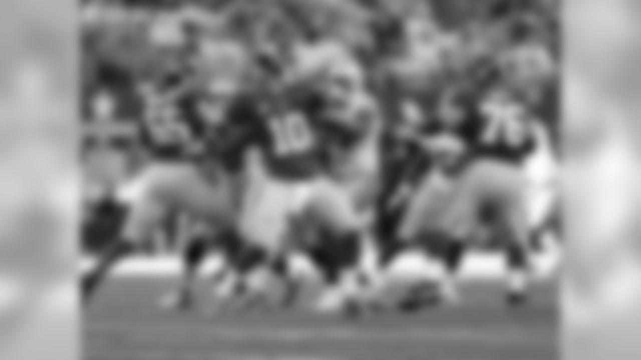 Eli Manning - The QB is 4-0 at this stadium and always seems to save his best for the end.