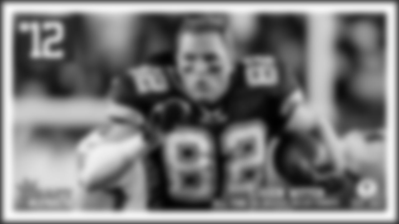 12. Jason Witten
Only three players in the 100-year history of the NFL have caught more passes than Witten, who finished the 2019 season with 1,215 receptions for 12,977 yards and 72 touchdowns. But unlike some modern-day pass receiving tight ends, the 11-time Pro Bowl selection also blocked, some years among the best in the game. The Hall of Famer Parcells has called him the greatest combination tight end he's ever seen.
After missing just one game in his rookie season because of a broken jaw, Witten returned and never missed another game in his entire career, playing in 251 consecutive games, although he did miss the 2018 season as a one-year retirement before coming back the next year.