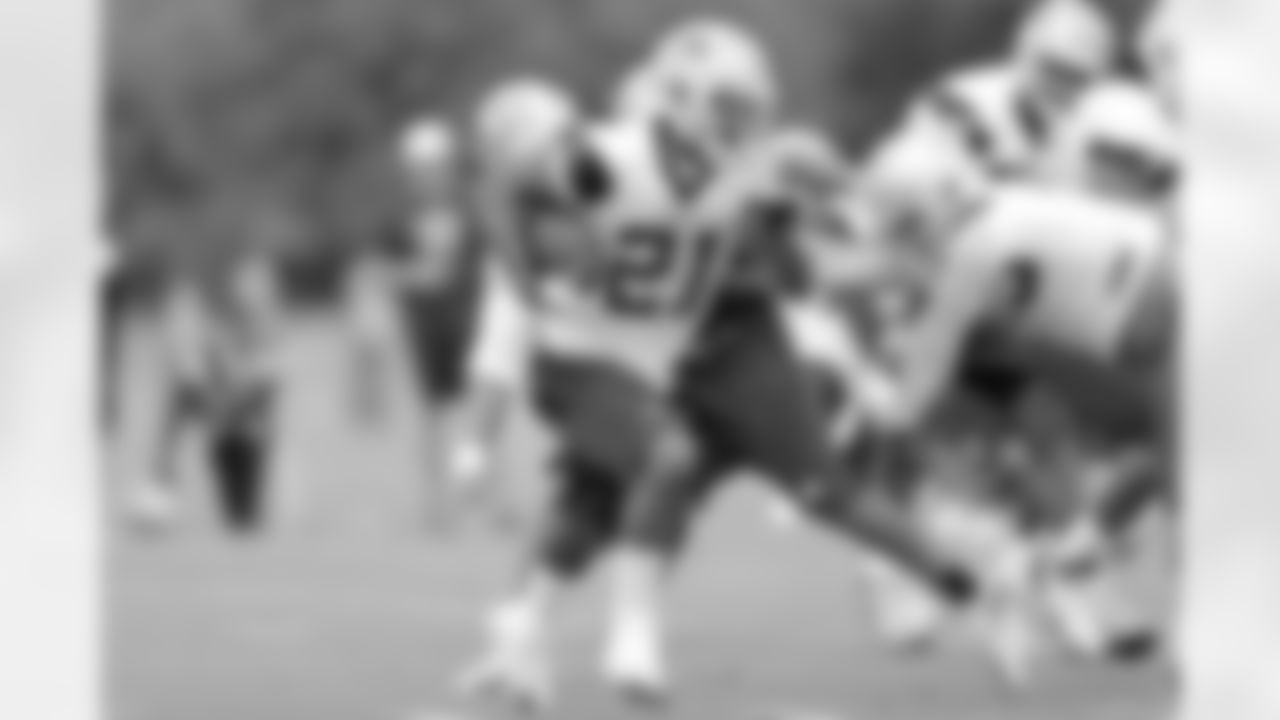 temp20140527_DAL_OTA_quickies63.jpg