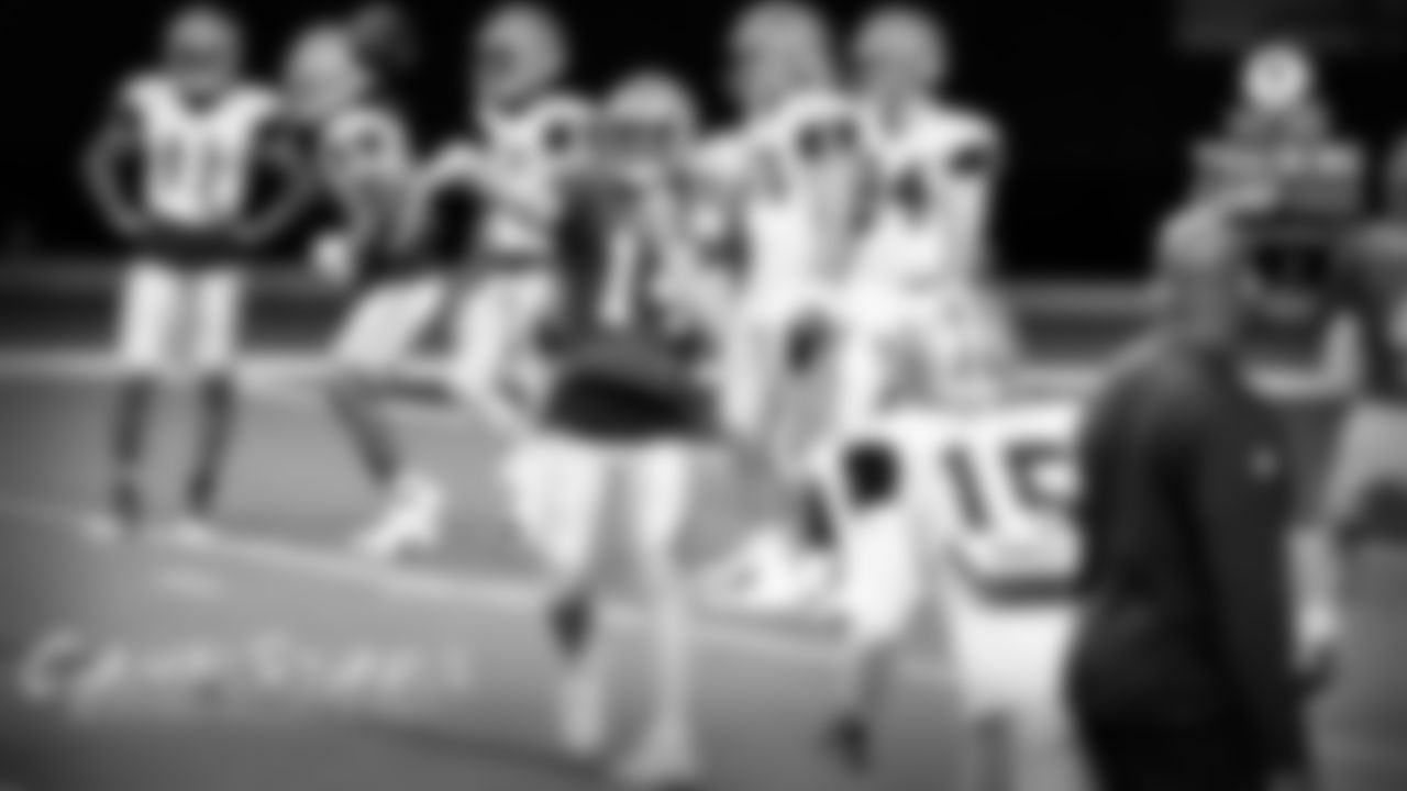 Andy Dalton
Kyle Youmans: Friday was another clean day from Dalton, something we've become accustomed to seeing. Today he was polished during the team passing periods, especially in the 2-minute drill where he was 4-5 passing and led a pair of scoring drives. Every practice, it's hard to argue that anyone else is having more fun than Dalton. With no pressure on the former starter to perform, he continues to focus on getting better everyday and supporting the quarterback room as a whole.