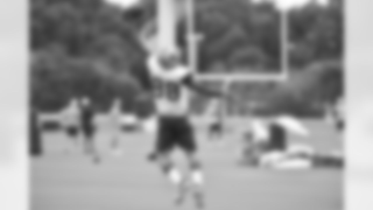 20151022_practice_dez_bryant_jj0136.jpg