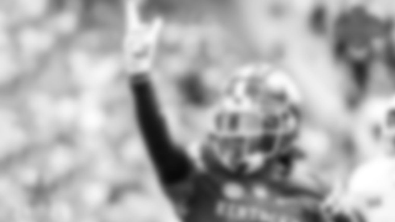 Wan'Dale Robinson (WR – Kentucky)
Entering the third round could be a great spot to add depth to the wide receiver position if either Michael Gallup or Cedrick Wilson are no longer with the team. Someone that could really complement both CeeDee Lamb and Amari Cooper is a speedster in the slot like Robinson that could really provide a changeup to most defenses.