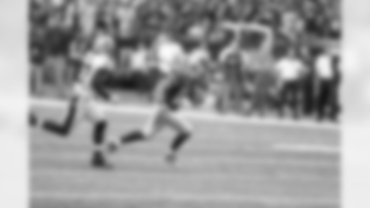 20151004_dal_no_quickies210.jpg