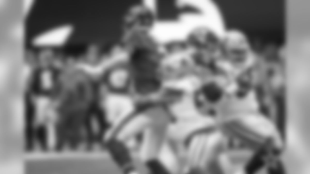 Damien Wilson – This one will be interesting. There could be a market for him, considering his athleticism and experience. The Cowboys can't invest too much on a third linebacker when they have Lee and will likely have to pay LVE and Jaylon Smith at some point.