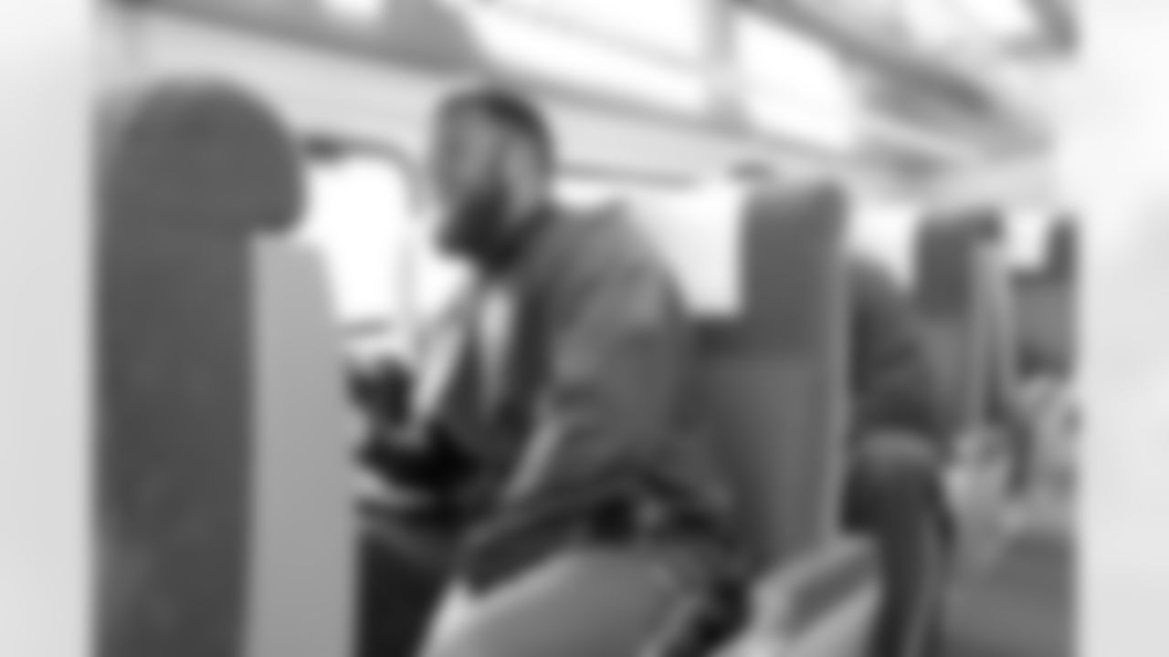 temp20140806_DAL_train_quickies26.jpg
