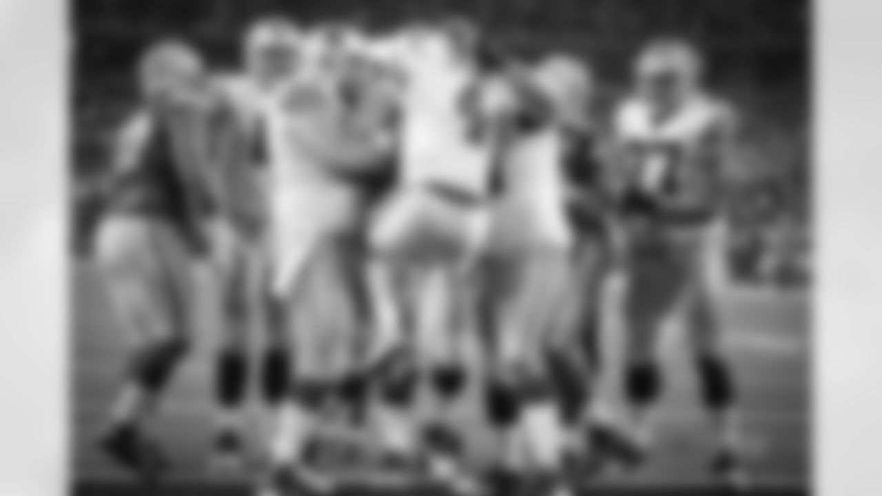 2010115_gb_dal_quickies297.jpg