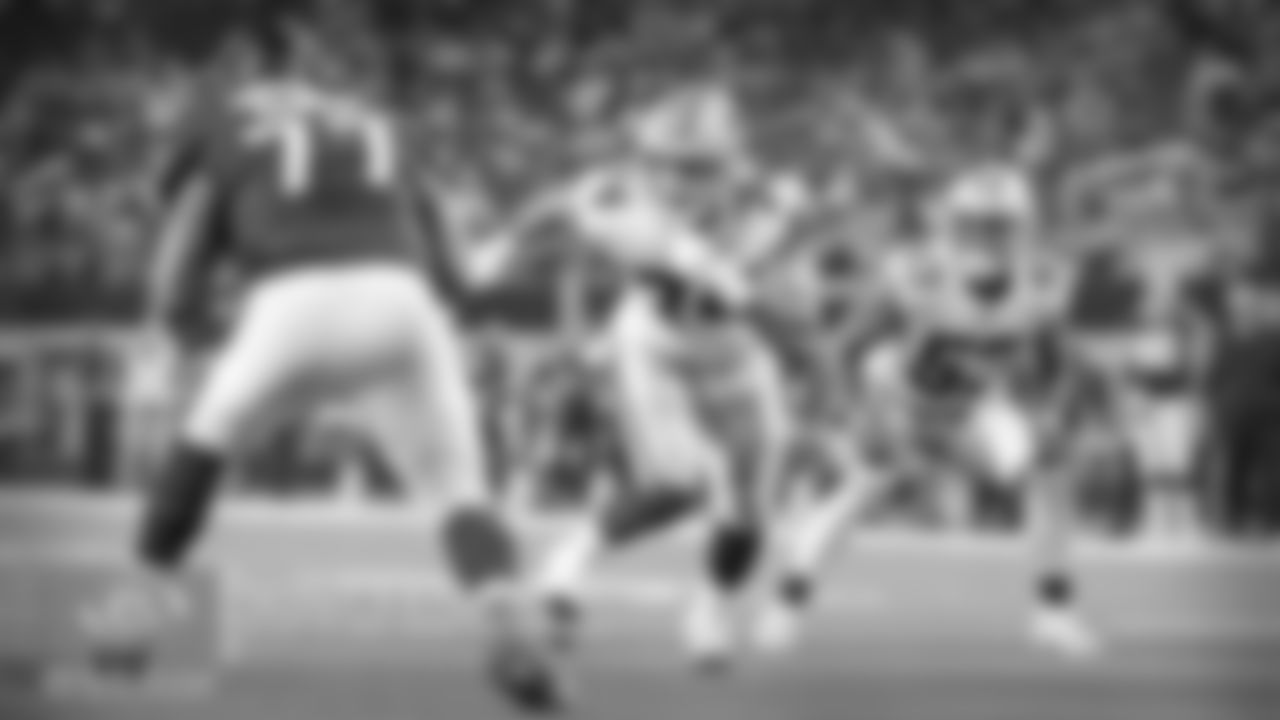 I would be surprised if Jalen Jelks makes the final roster, but he sure has improved from game to game this preseason. His pass rush technique has improved to the point where he is able to free himself with more consistency and he's not getting hung up on blocks as much. Of those young guys along the defensive line, he's the one that does the best job of playing with his hands and it's not even close.