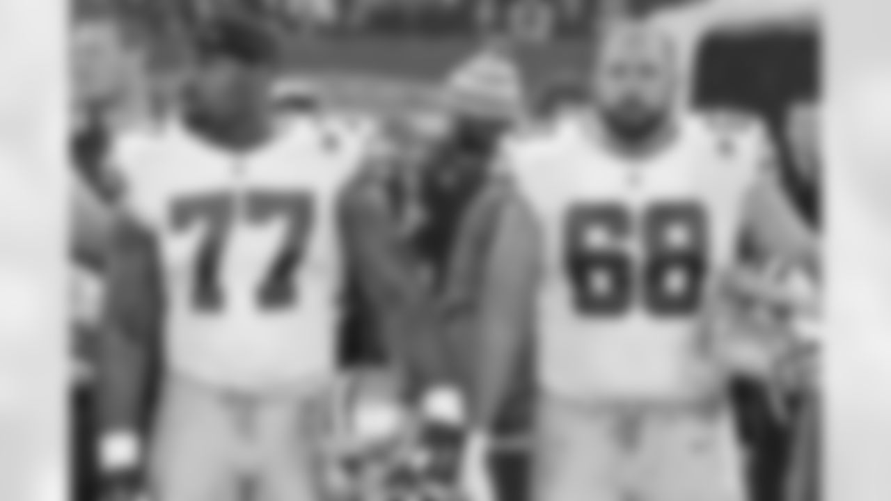 tackles_center.jpg