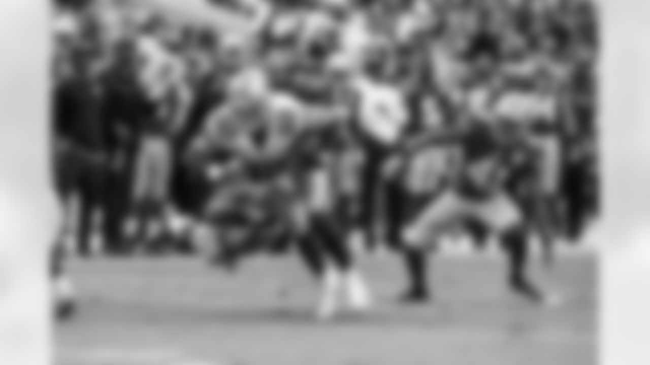 20161002_dal_vs_sf_jason_witten_selects_jj1149.jpg