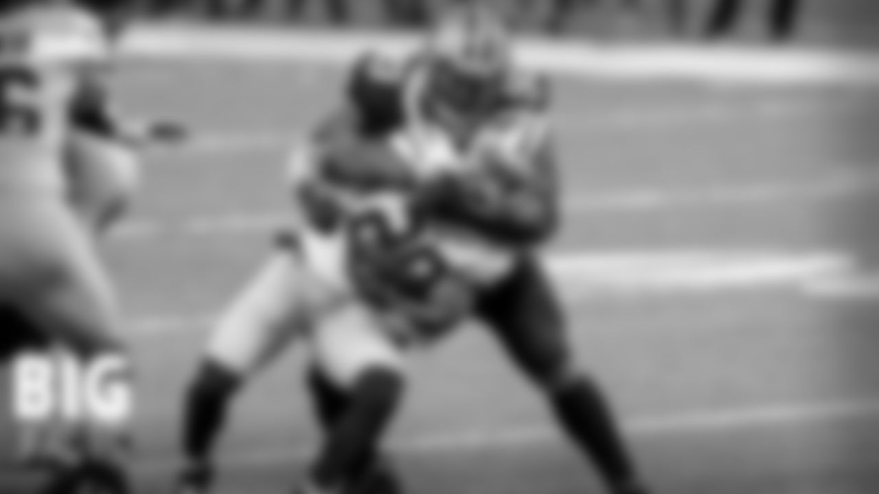 49ers would guarantee a losing record with one more loss
It has been a trying season for the majority of the NFL with 2020 being more unpredictable and injury-filled than ever before. The 49ers are no different in the amount of impact from this season's trials. Without a starting quarterback, multiple skills players, and lineman on both sides of the football, San Francisco is slated to be the first reigning conference champion to post a losing record the following season sine Carolina did it in 2016.