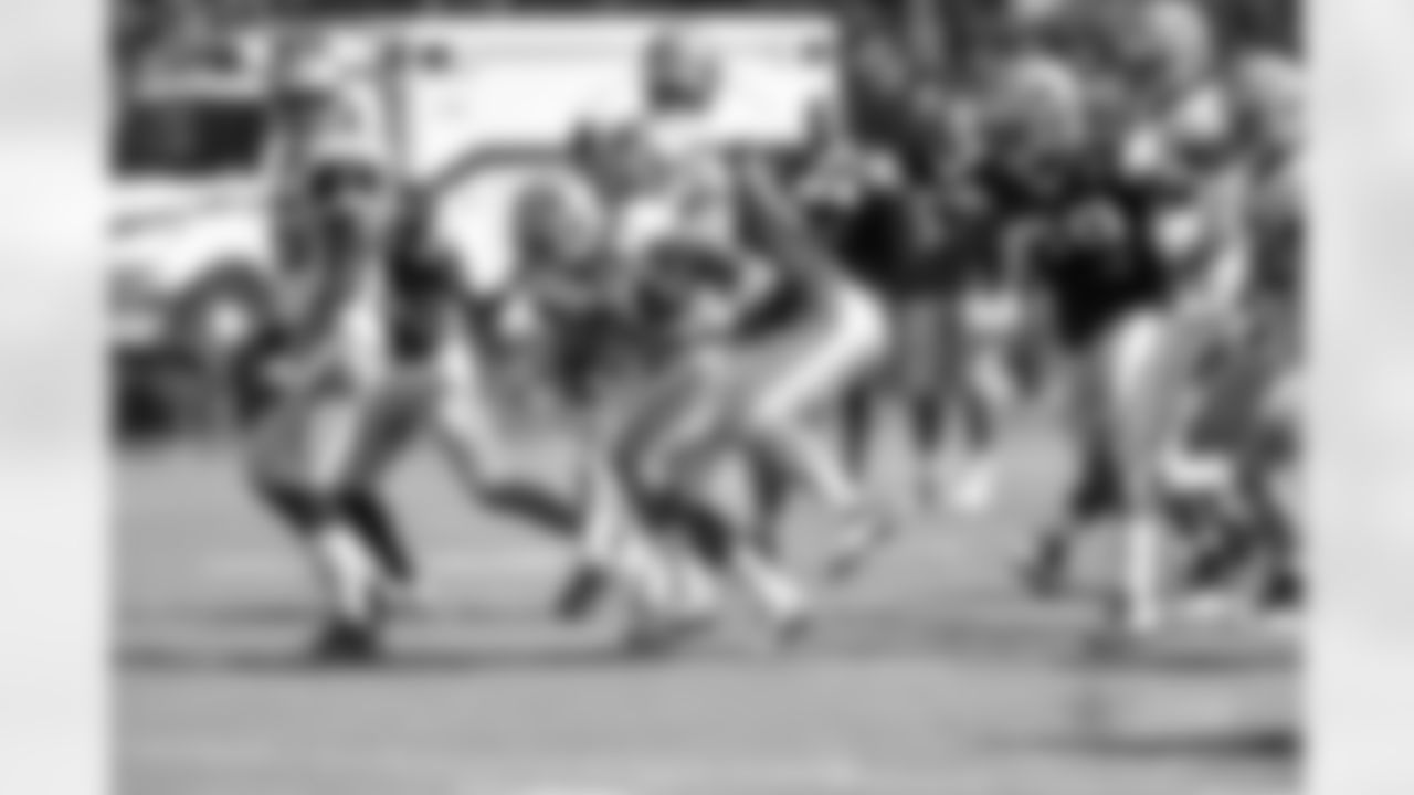 20160928_cowboys_fit_the_star_selects_jj0498.jpg