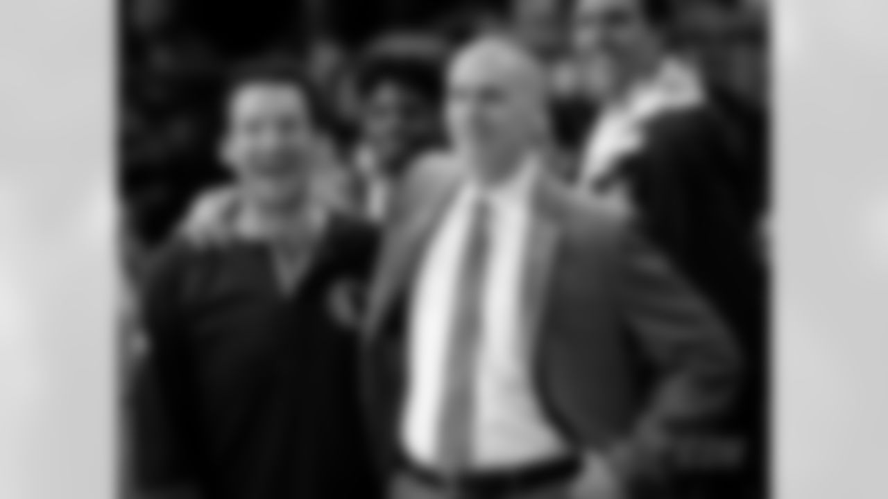 ap_17102104424100.jpg