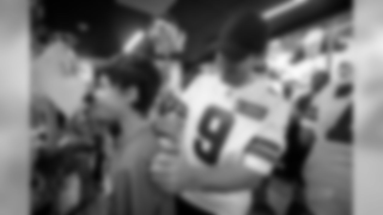 20161205_dal_childrens_hospital_visit43.jpg
