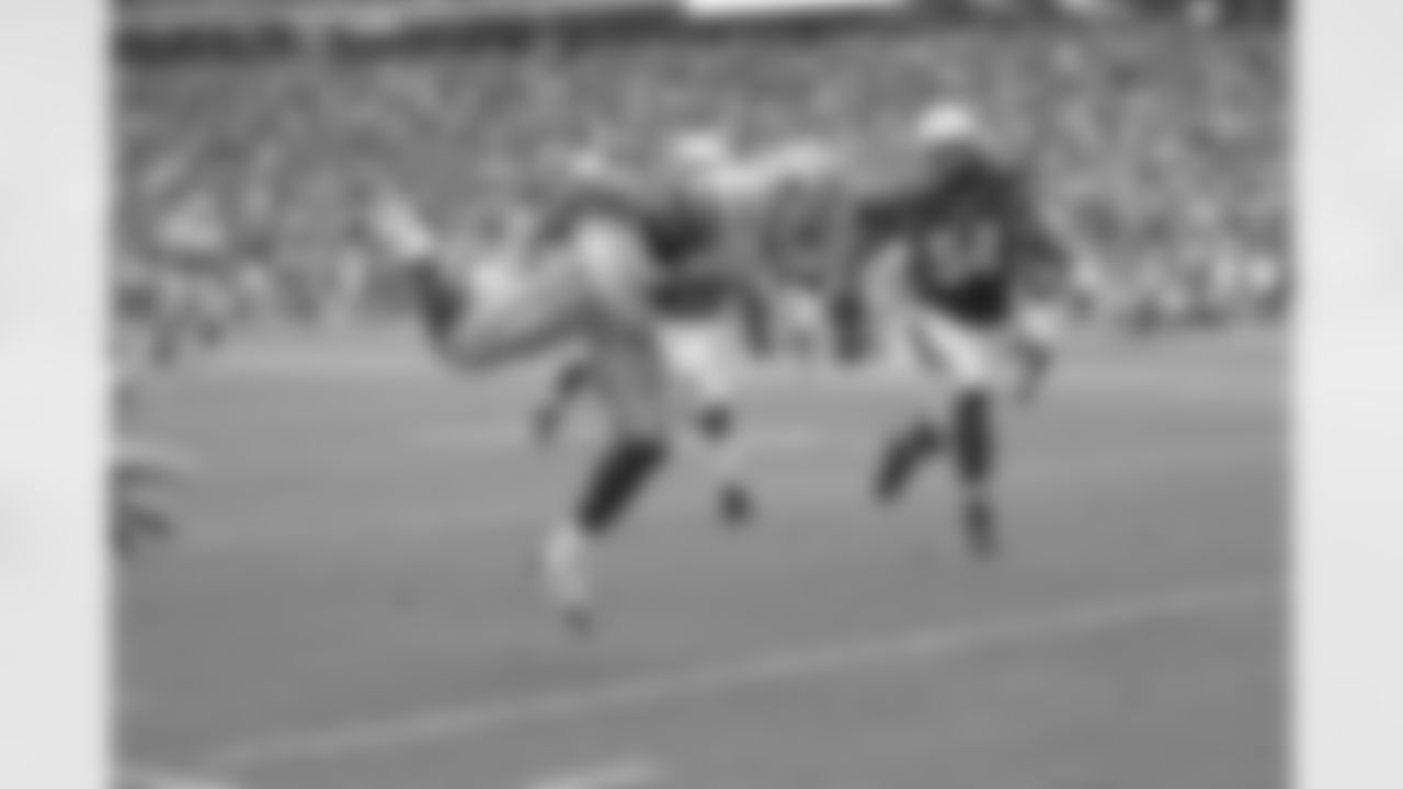 temp20130817_DAL_AZ_quickies070.jpg