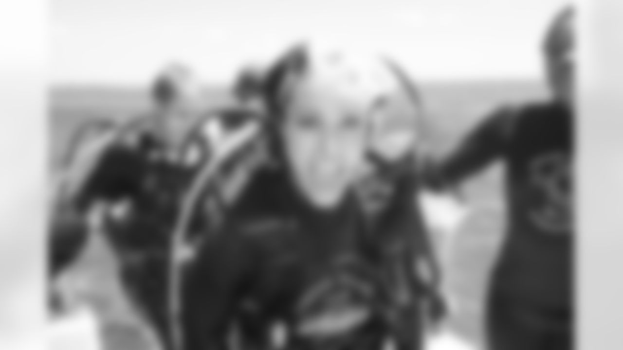 tempDCC_CalendarShoot_Scuba_042.jpg