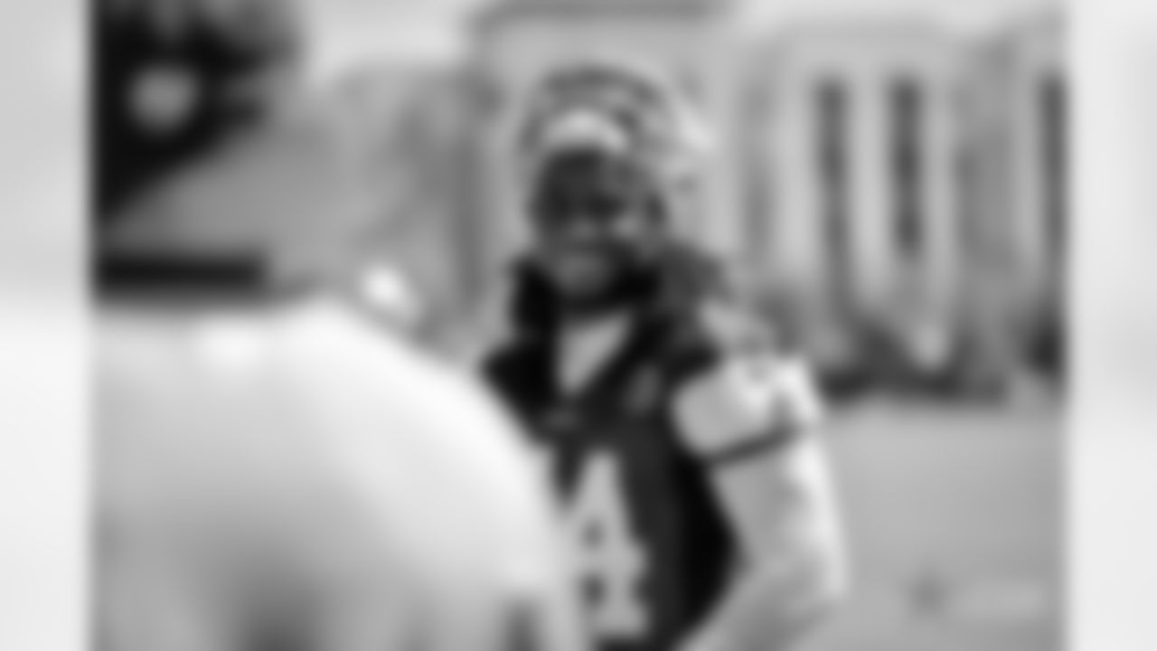 20180605_otas_jaylon_smith_selects_jj_98357.jpg