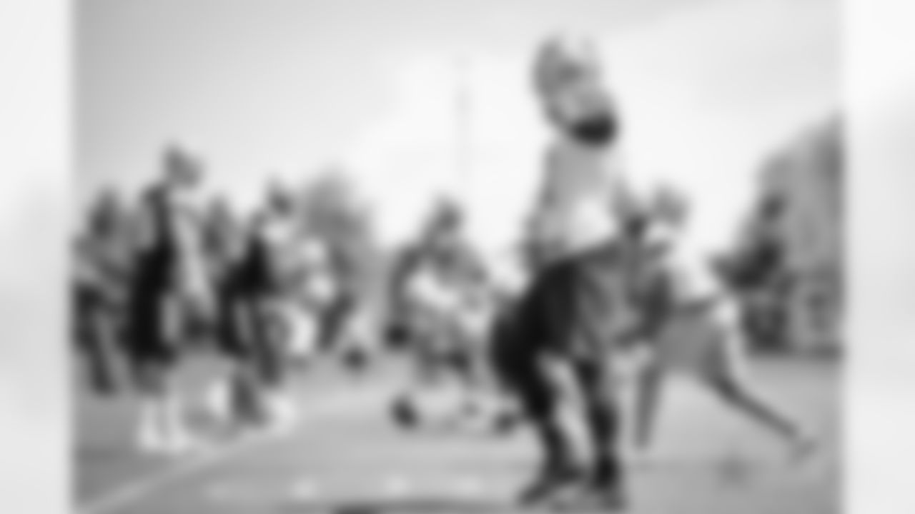 20180605_otas_ezekiel_elliott_selects_jj_98201.jpg