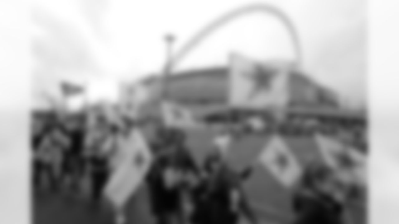 london_dal_fan_fest_quickies02_1.jpg