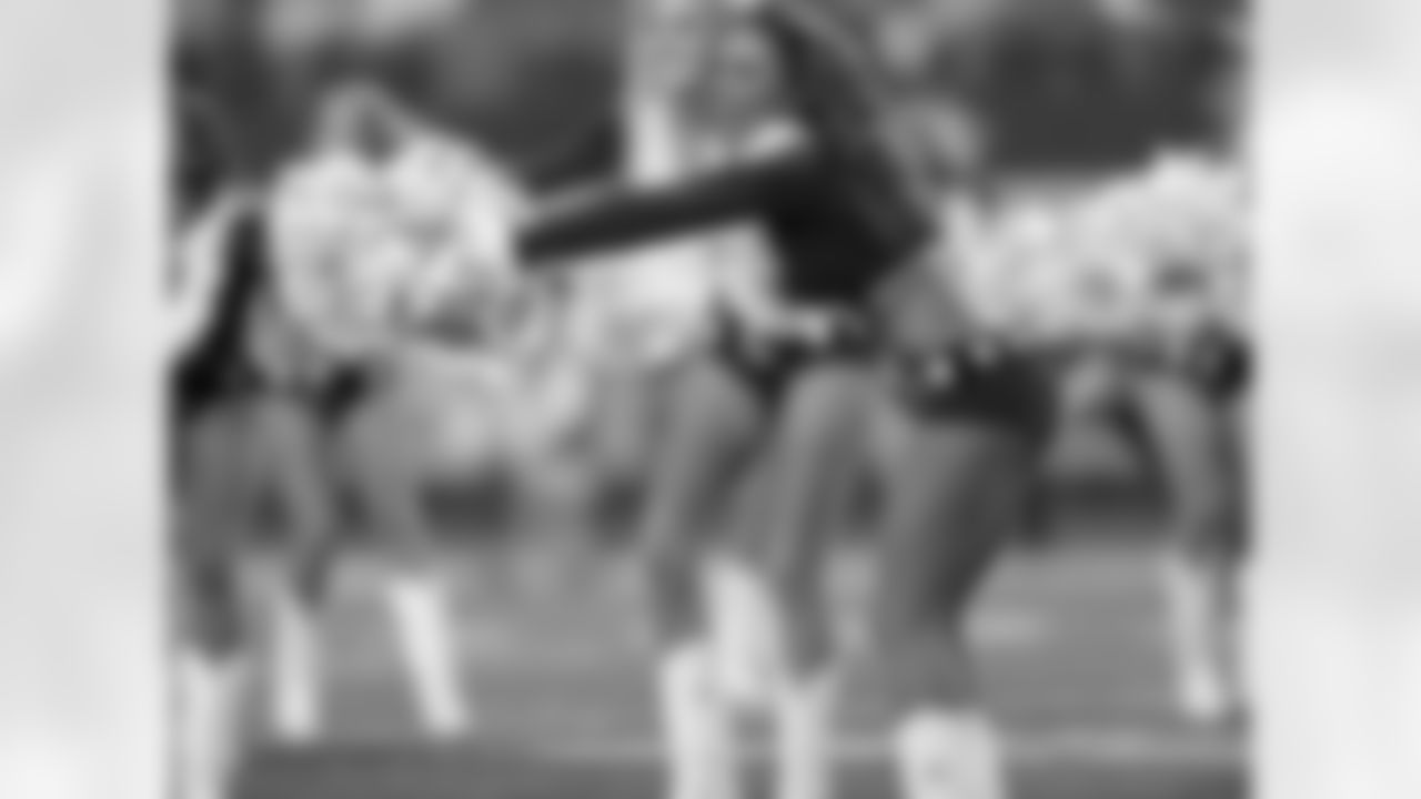 tempCheers_121713_33.jpg