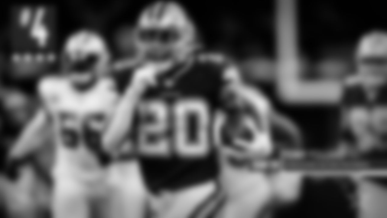 4. Tony Pollard – When the Cowboys needed a big play, they got a huge play from arguably their fastest offensive player. Pollard found a crease on the left side for a 58-yard touchdown, his longest play from scrimmage of his career. It's also the second break-away touchdown for Pollard in the last two games, following his 100-yard kickoff return vs. Las Vegas last week.