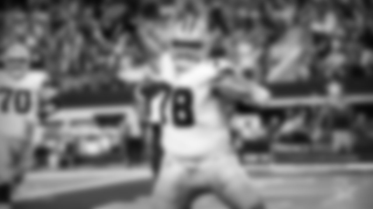 18. Terence Steele (1) – A little trickery got Steele in the end zone against Washington. His 1-yard TD catch made him the first starting offensive lineman in franchise history to catch a touchdown pass.