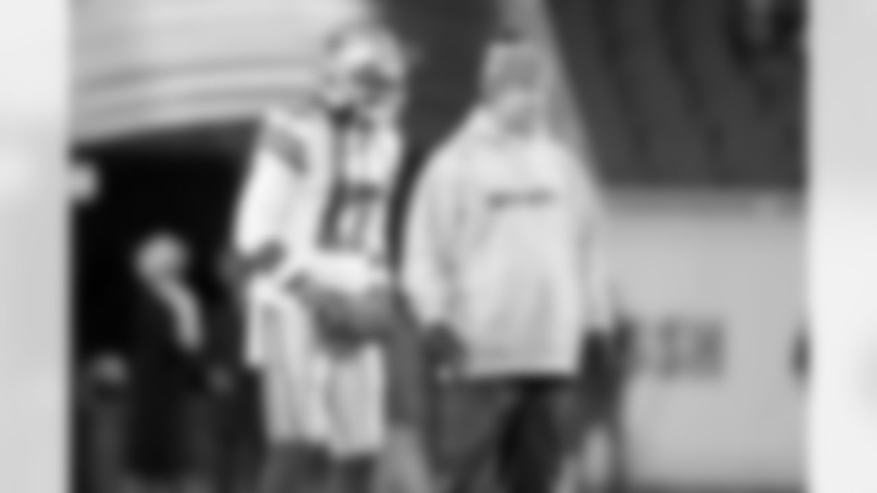 harris_20141204_dal_chi_quickies040.jpg