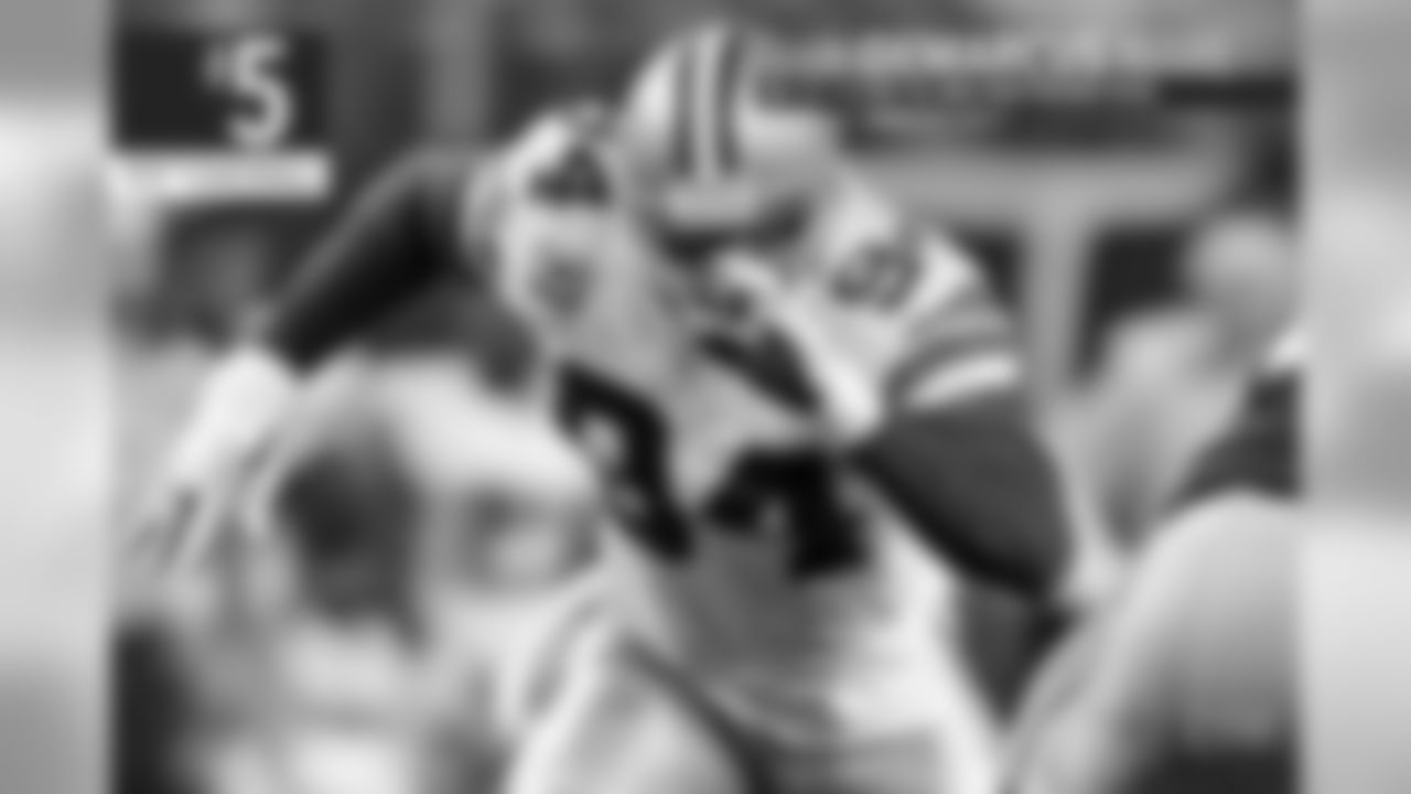 DeMarcus Ware – He's not in the Ring of Honor or the Hall of Fame – yet. It's likely Ware will be in both spots before too long. The Cowboys' all-time leader in sacks was a great pick by Bill Parcells, who said he saw some "Lawrence Taylor" potential in Ware. He was definitely right as the Cowboys landed the best pass rusher in club history.