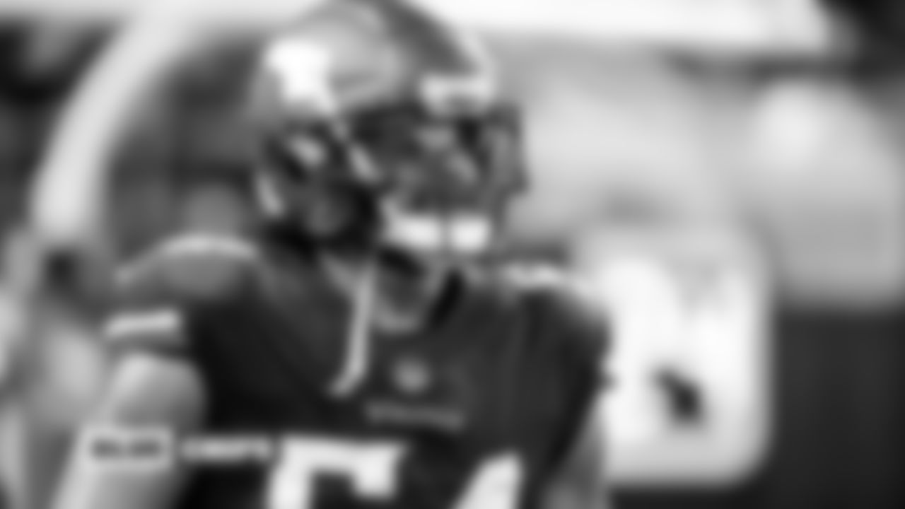 *Eric Kendricks, LB: *The Vikings' leading tackler is a tackling machine as a sideline to sideline defender in the middle of the defense. Kendricks' superb instincts, awareness, and diagnostics skills make him one of the most difficult defenders to neutralize at the point of attack. If the Cowboys fail to eliminate No.54 through scheming, the Pro Bowler could have a big day as a disruptive force from the second level.