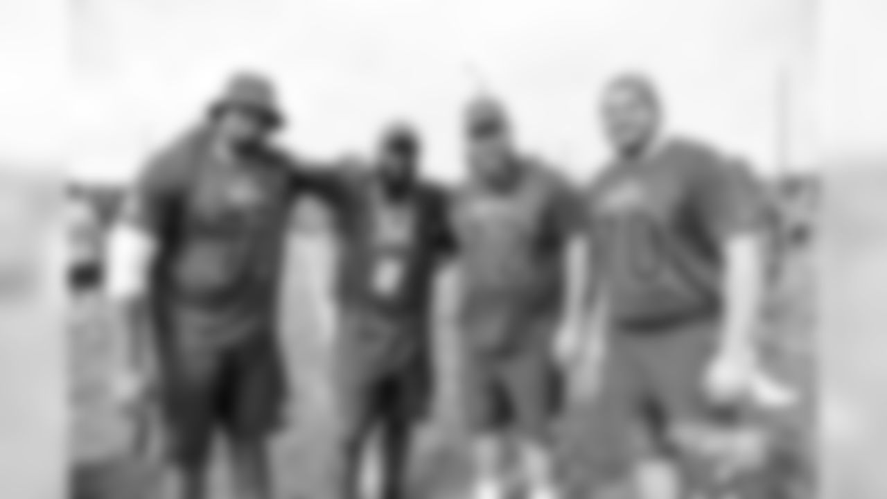 20170127_probowl_kendall_selects_jj29161.jpg