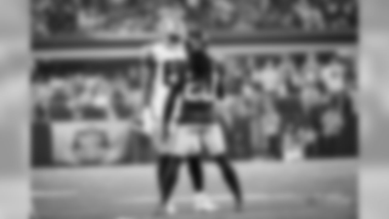 o-20170910_dal_dez_bryant_selects_jj42383.jpg
