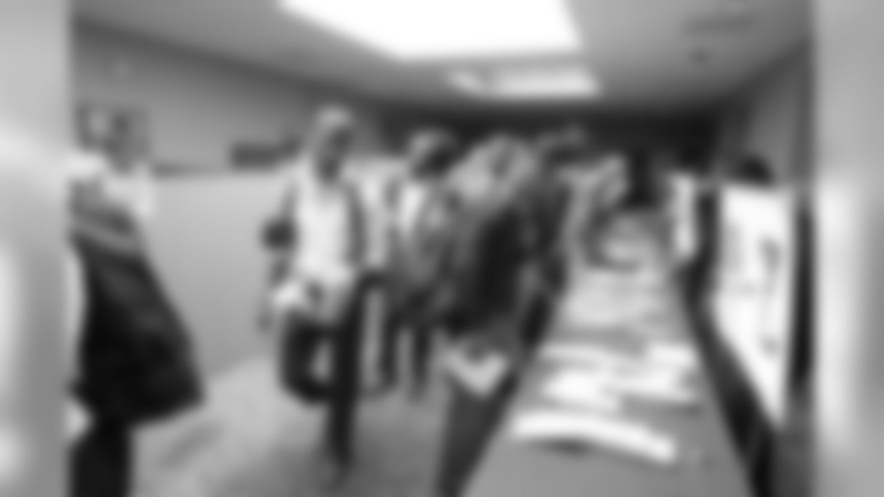 temp20140722_DAL_hotel_players02.jpg