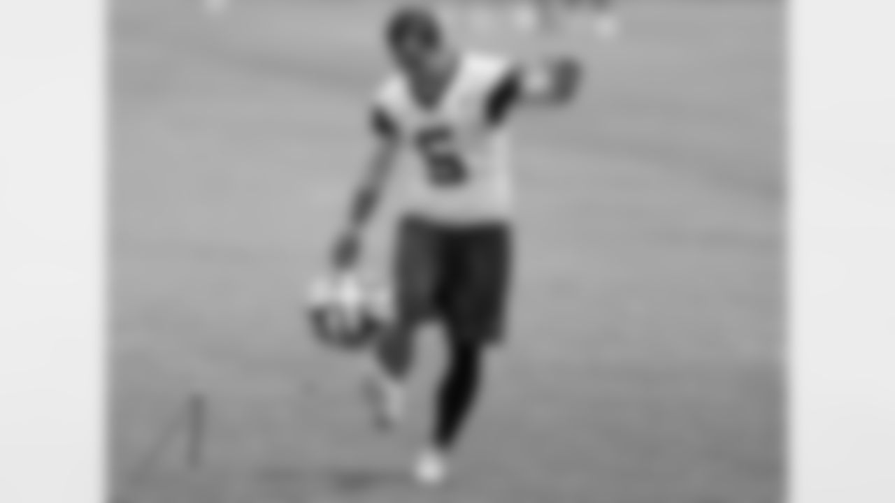 Midfield: Dan Bailey