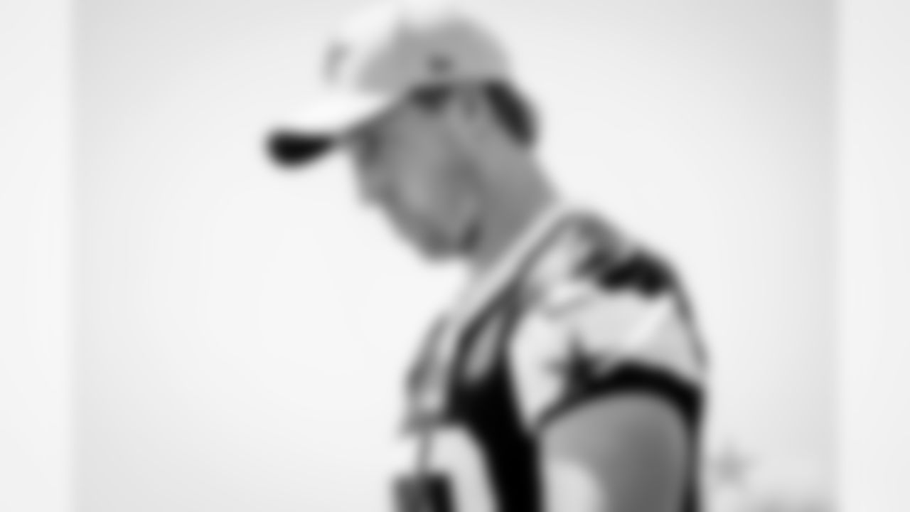 20180807_Training Camp_Sean Lee_Selects_JJ_006398