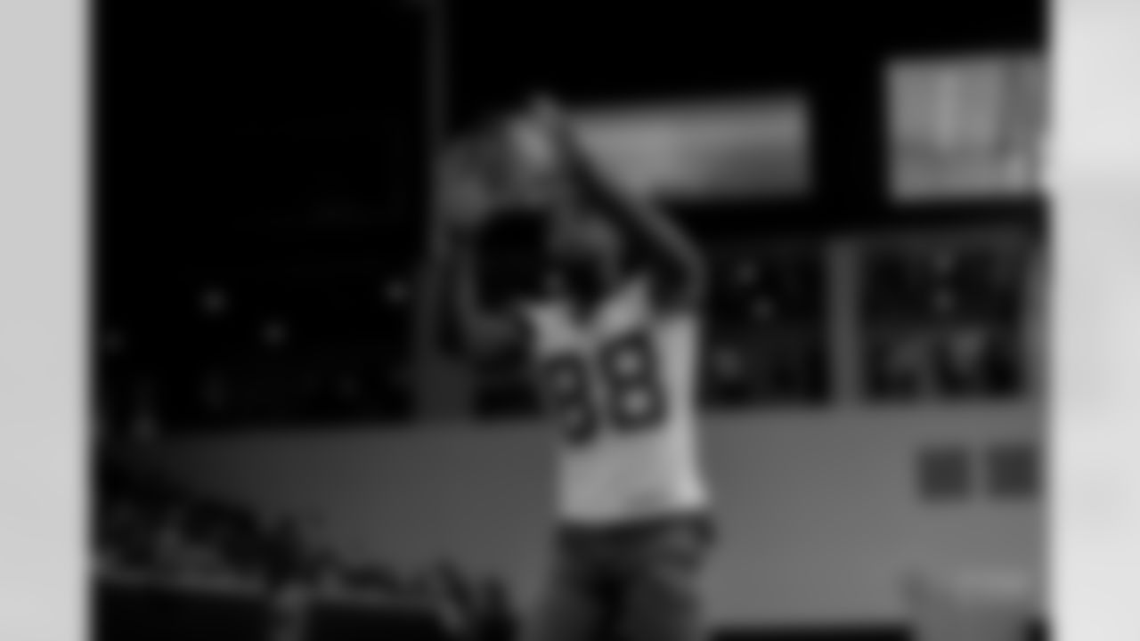 20170823_dal_dez_bryant_selects_jj35608.jpg